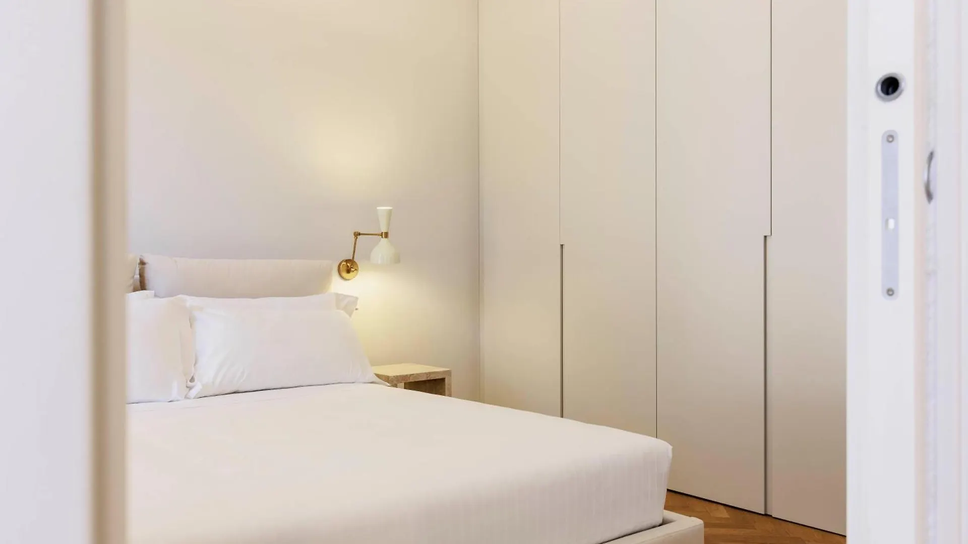 Lungarno Luxury Apartment فلورنس