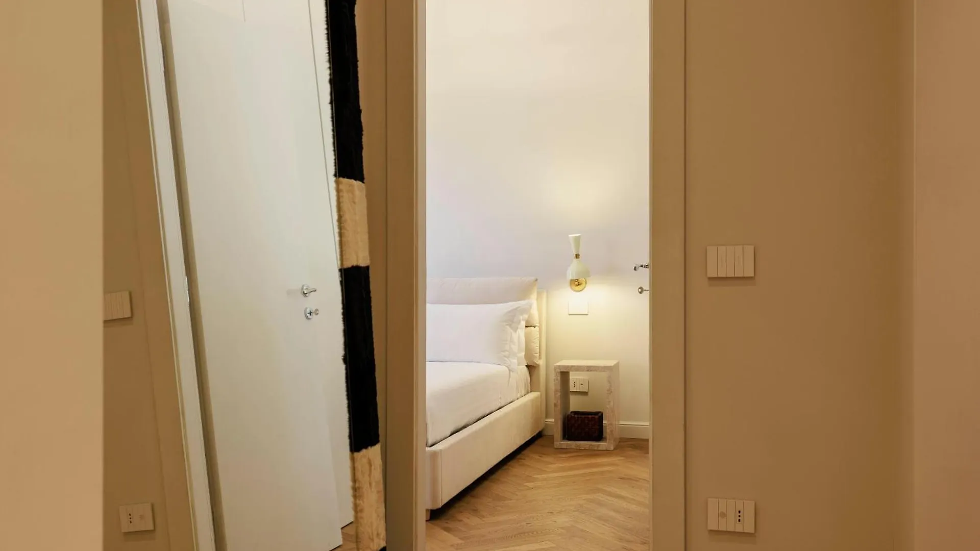 Lungarno Luxury Apartment Floransa