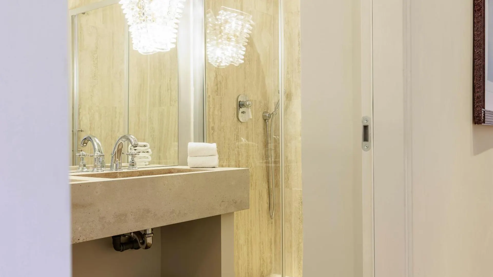 Lungarno Luxury Apartment Floransa